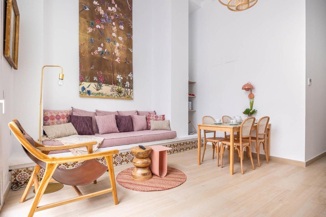 Apartamento Pop Art Historia De Conde Negro Con Patio Privado Sevilla Exterior foto